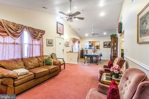 12606 Meadowood Dr, Silver Spring MD 20904-2928 exterior