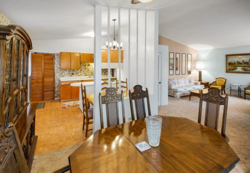 8457 North Ter, Niles IL  60714-2369 exterior