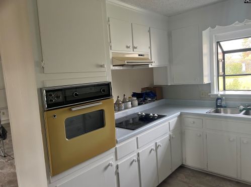 2724 Platt Springs Rd, Cayce-West Columbia SC  29170-3521 exterior