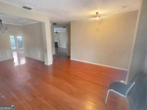 3867 Lake Sanctuary Way, Atlanta GA  30349-1898 exterior