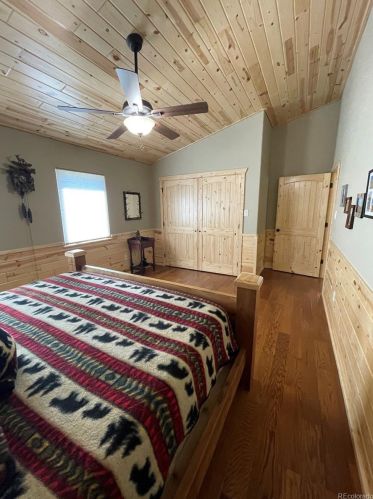 2221 Sigler Dr, Sangre De Cristo Ranches CO exterior