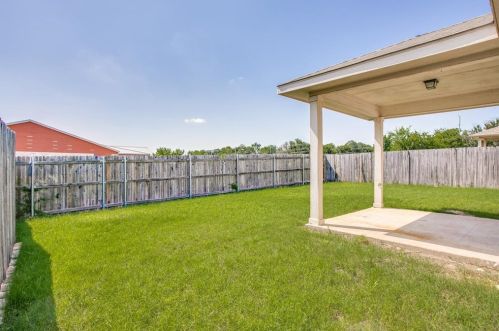 5720 Barrier Reef Dr, Fort Worth TX  76179-7551 exterior