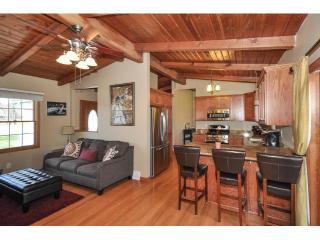 2500 Queensland Ln, Minneapolis MN  55447-2134 exterior