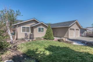 2537 Fissure Loop, Eagle Crest, OR 97756-8837