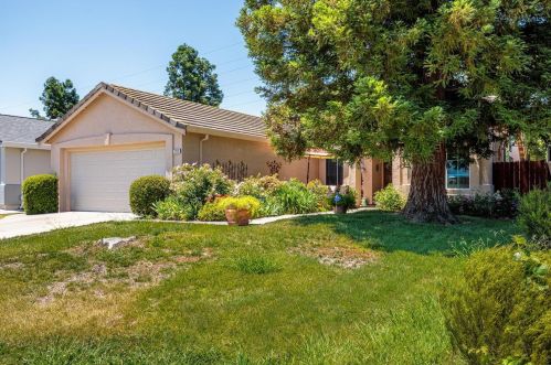 6200 Fieldale Dr, Elk Grove, CA 95758-6319