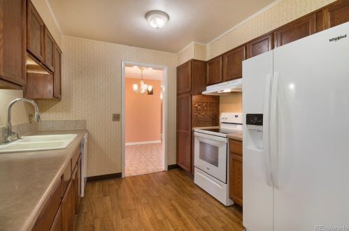 7285 Tamarac St, Englewood CO 80112-1882 exterior