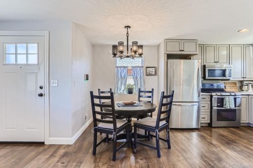 3051 Grape St, Denver, CO 80207-2733