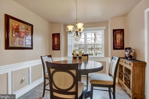 16 Mill Pond Dr, Lancaster PA  17603-7411 exterior