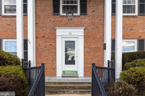 30 Highland Ct, Richmond National Battlefiel, VA 22835-1011