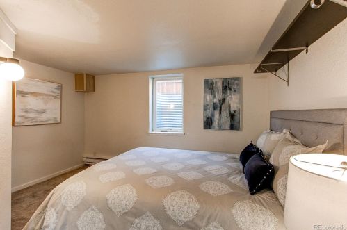 2202 Marion St, Denver CO  80205-5247 exterior