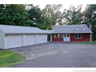5 Lakeview Dr, Granby, CT 06035-1508