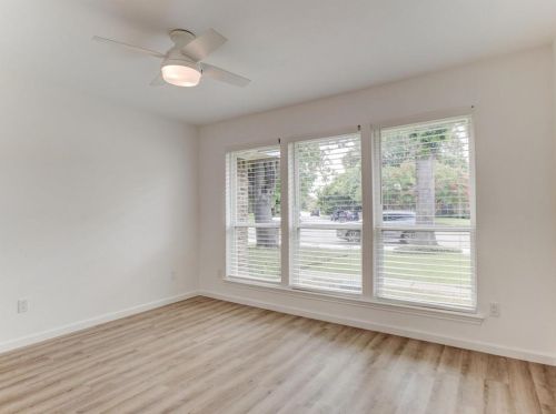 2923 Allister St, Dallas TX  75229-2460 exterior