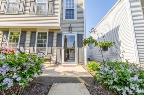 269 Washington St, Oswego, IL 60543-9817