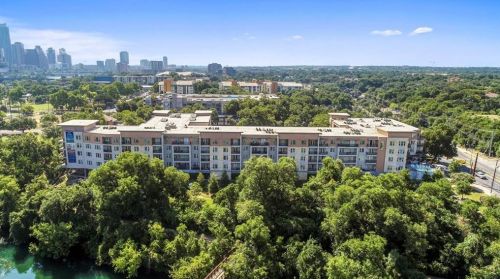 1900 Barton Springs Rd, Austin TX  78704-1559 exterior