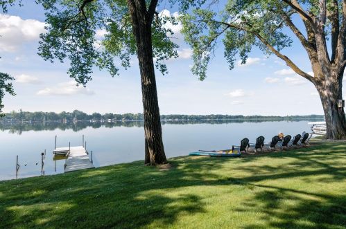 25814 Lake Rd, Saint Cloud, MN 56301-9770