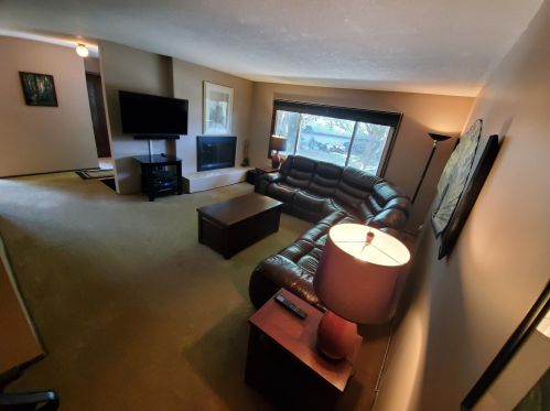 3445 Highlander Dr, Saint Paul MN  55122-1309 exterior