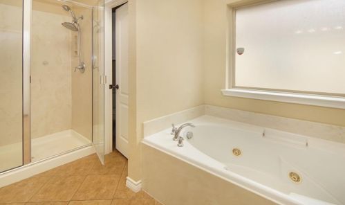 8748 Regal Royale Dr, Fort Worth TX  76108-7947 exterior