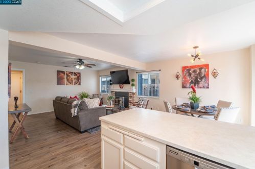 610 Altamont Dr, Tracy, CA 95376-1482