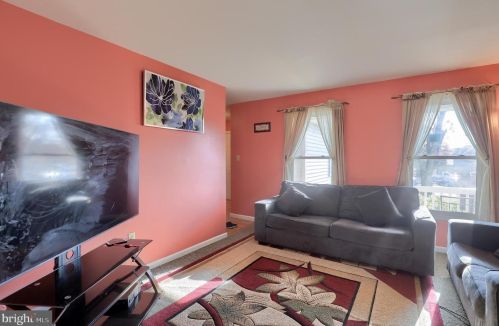 10 Townsend Ct, Lancaster PA  17603-6799 exterior