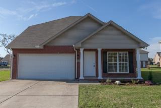 5009 Saint Ives Dr, Murfreesboro, TN 37128-2763