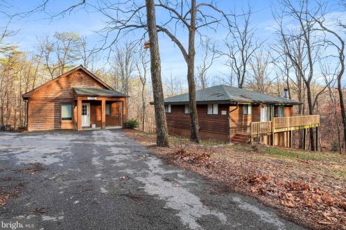 4 Pileated Woodpecker Ln, Hedgesville WV  25427-6232 exterior