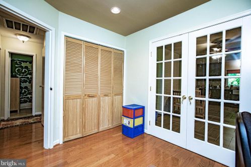 7415 Hastings St, Springfield VA  22150-4108 exterior