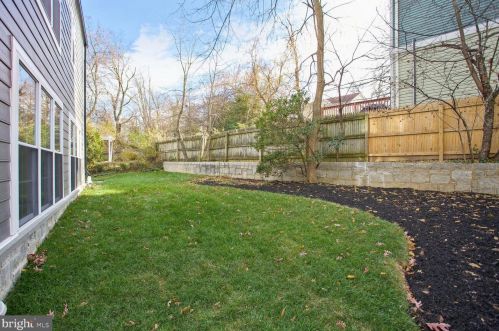 401 Boyd Ave, Silver Spring MD 20912-5404 exterior