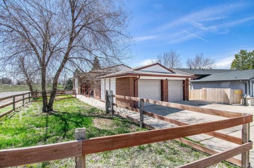9402 65th Ave, Arvada CO  80004-5255 exterior