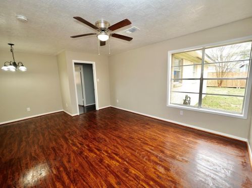 14930 Lawther St, Channelview, TX 77530-3226