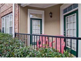 1104 Stratford Cmns, Decatur, GA 30033-7435
