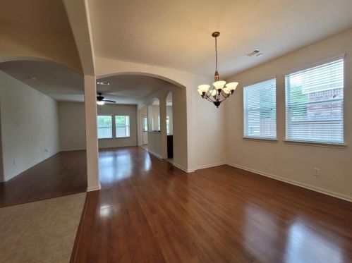 438 Oak Gate Dr, Conroe TX  77304-2342 exterior