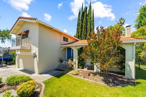 426 Corte Barcelona, Vacaville, CA 95688-2112