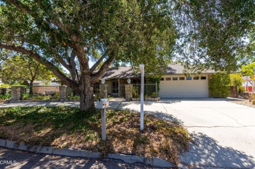 1015 Laurel Rd, Santa Paula, CA 93060-1231