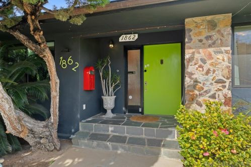 1862 Mission Cliff Dr, San Diego, CA 92116-1234