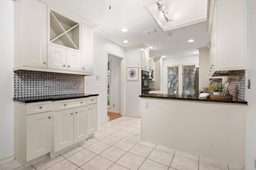 4602 Crk, Austin TX  78735-6401 exterior