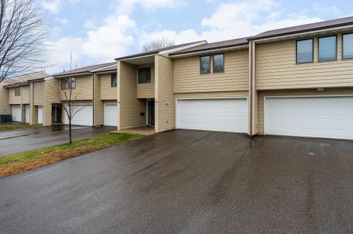 346 5th St, Minnetrista, MN 55387