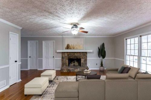 2103 Dayron Cir, Marietta, GA 30062-1708