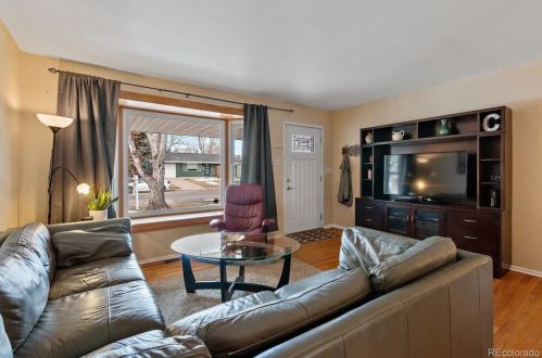 1350 Grape St, Denver, CO 80220-2616