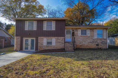 179 Fowler Cir, Marietta, GA 30060-1429