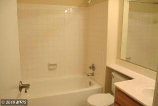 9901 Boysenberry Way, Gaithersburg MD  20879-3678 exterior