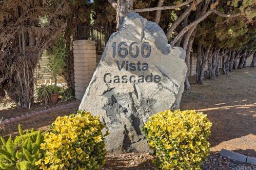 1600 Vista Way, Vista CA 92084-3424 exterior