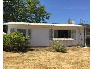 11310 Umpqua Hwy, Roseburg OR  97470-7950 exterior