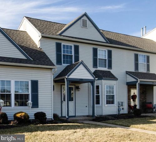 281 Knoll Dr, Blenheim, NJ 08012-5404