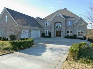 318 Green Hill Dr, Anderson, SC 29621-2433