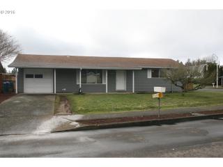 19710 Pne St, Portland OR  97215-1479 exterior