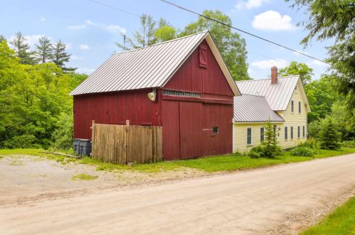 430 Halfmoon Pond Rd, Washington, NH 03280-3201