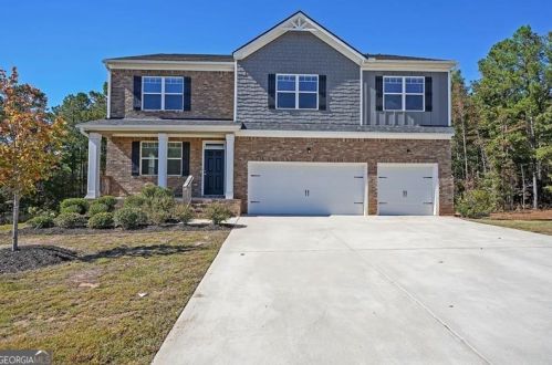 8016 Louis Dr, Locust Grove, GA 30248-7107