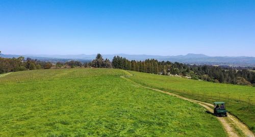 5335 Burnside Rd, Sebastopol, CA 95472-9126