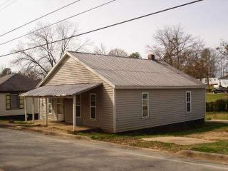 640 Pulliam St, Elberton, GA 30635-1758