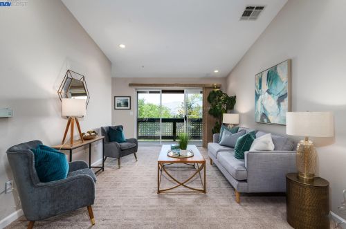 121 Stone Pine Ln, San Ramon, CA 94583-1500